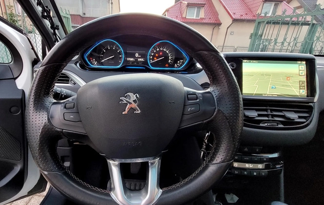 Peugeot 208 cena 23900 przebieg: 117000, rok produkcji 2013 z Staszów małe 154